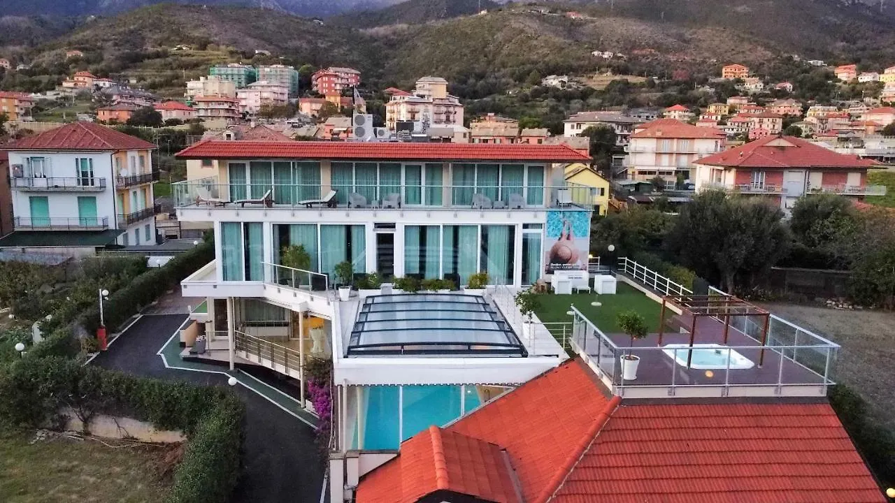Poggio Hotel Аренцано